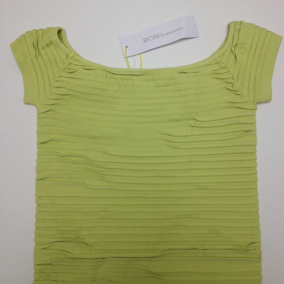 BCBGeneration OFF SHOULDER DRESS TEXTURED BODYCON - Picture 5 of 7